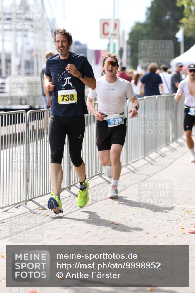 16.08.2026 - KN Förde Triathlon 2026 Antke Förster http://msf.ph/oto/9998952 16.08.2026 13:37:24 Laufen  meine-sportfotos.de