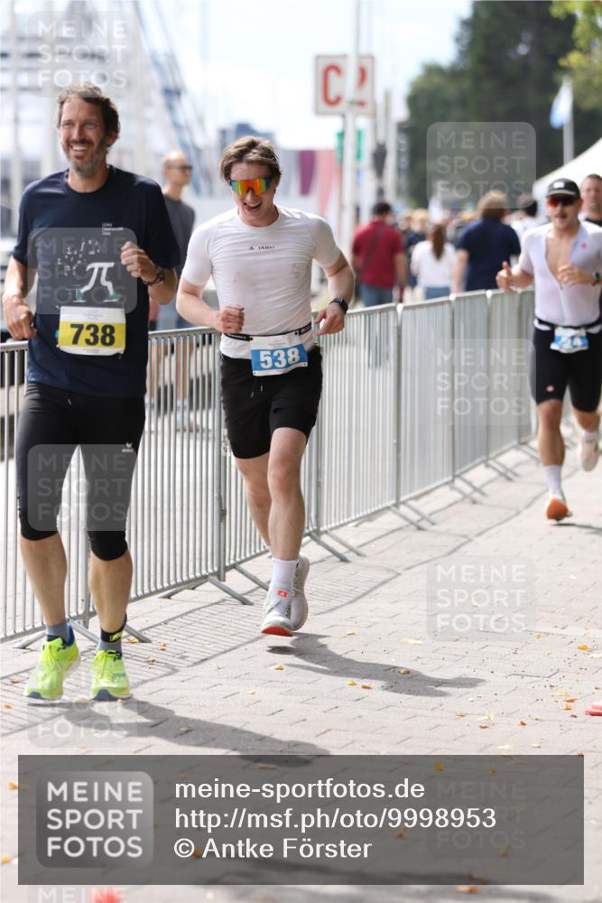 16.08.2026 - KN Förde Triathlon 2026 Antke Förster http://msf.ph/oto/9998953 16.08.2026 13:37:25 Laufen  meine-sportfotos.de