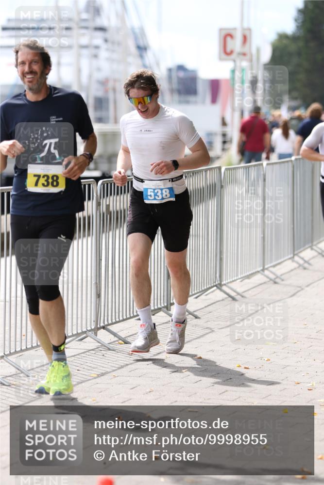 16.08.2026 - KN Förde Triathlon 2026 Antke Förster http://msf.ph/oto/9998955 16.08.2026 13:37:25 Laufen  meine-sportfotos.de