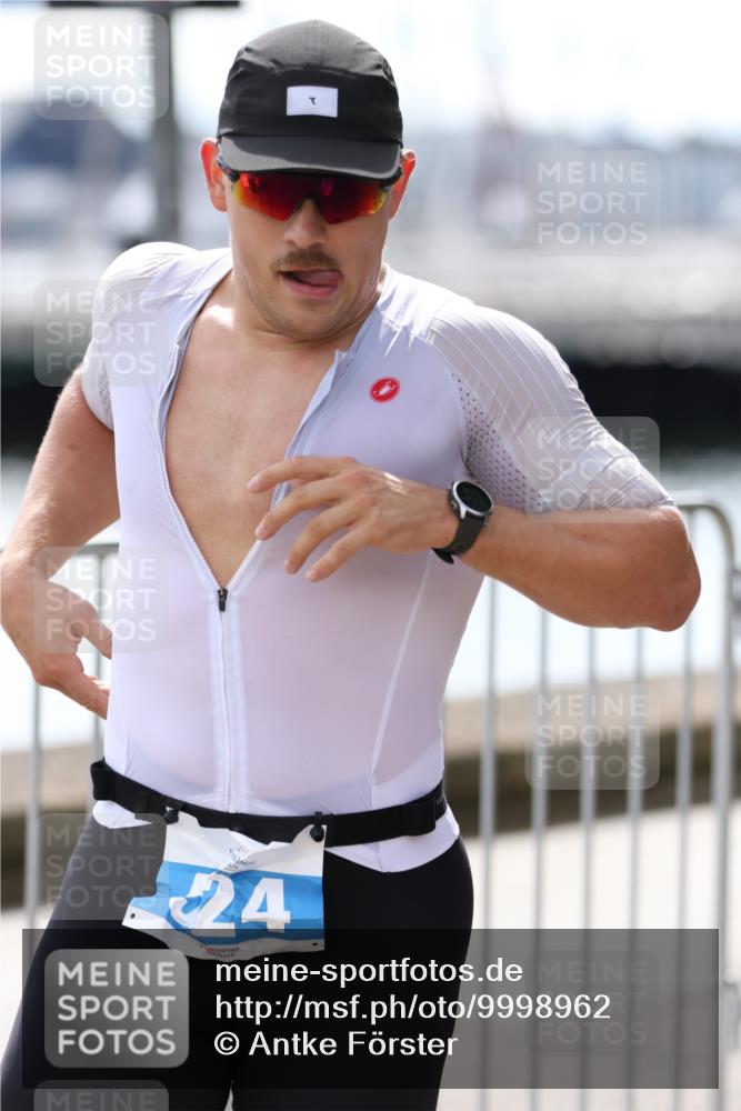 16.08.2026 - KN Förde Triathlon 2026 Antke Förster http://msf.ph/oto/9998962 16.08.2026 13:37:30 Laufen  meine-sportfotos.de