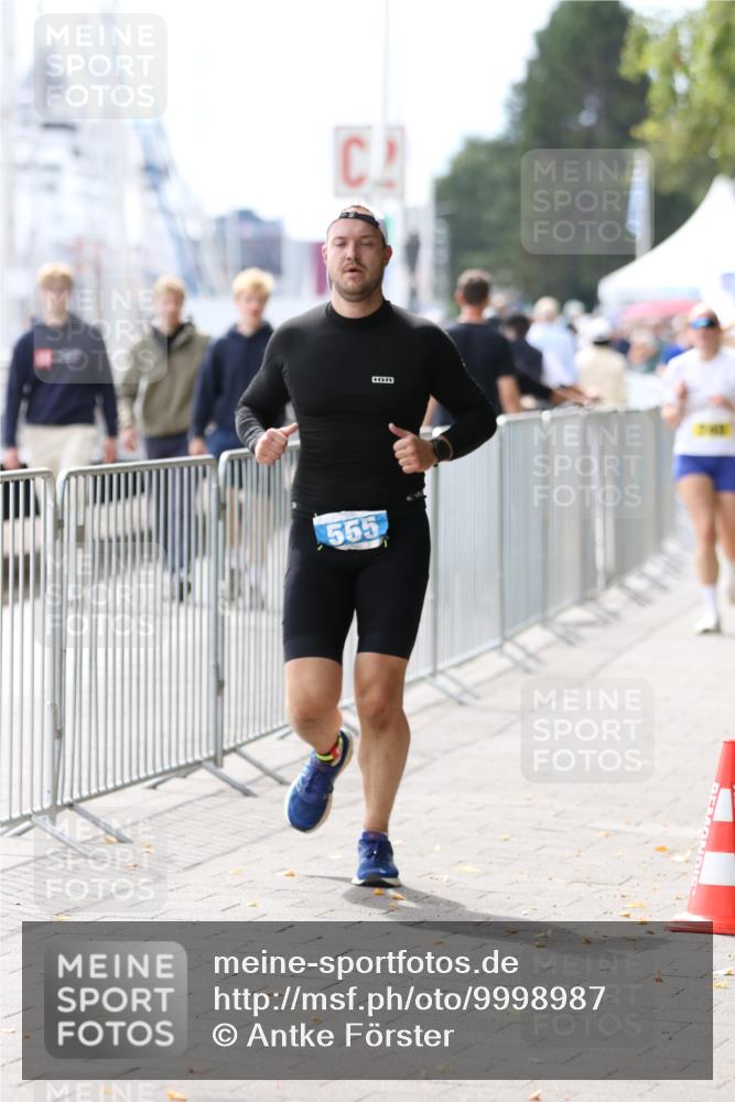 16.08.2026 - KN Förde Triathlon 2026 Antke Förster http://msf.ph/oto/9998987 16.08.2026 13:38:07 Laufen  meine-sportfotos.de