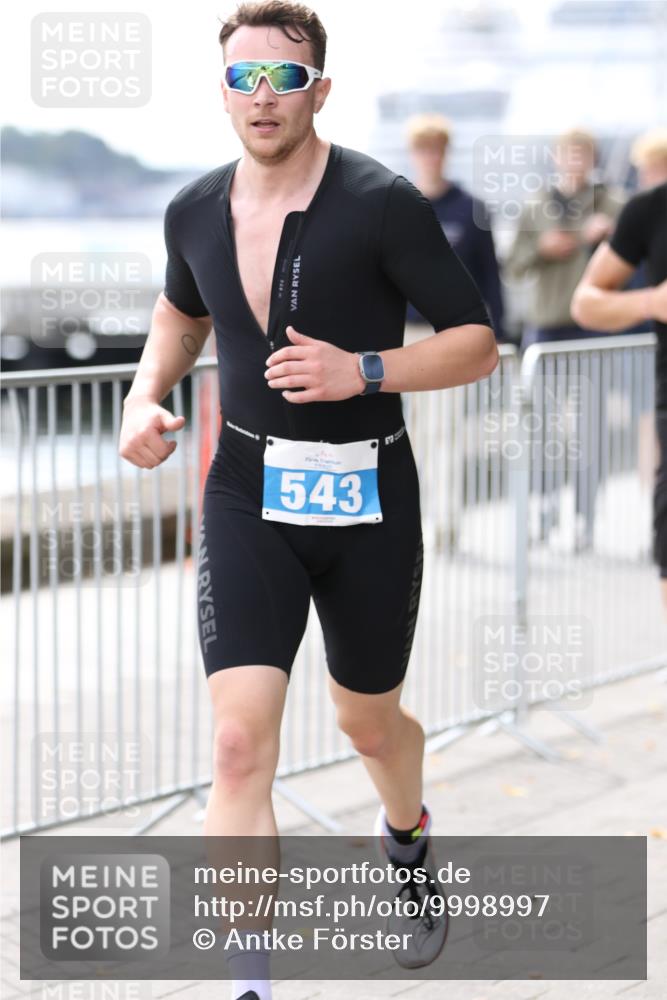 16.08.2026 - KN Förde Triathlon 2026 Antke Förster http://msf.ph/oto/9998997 16.08.2026 13:38:16 Laufen  meine-sportfotos.de