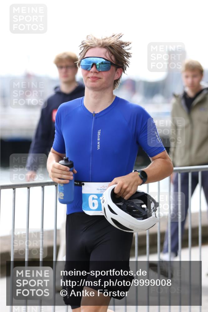 16.08.2026 - KN Förde Triathlon 2026 Antke Förster http://msf.ph/oto/9999008 16.08.2026 13:38:25 Laufen  meine-sportfotos.de