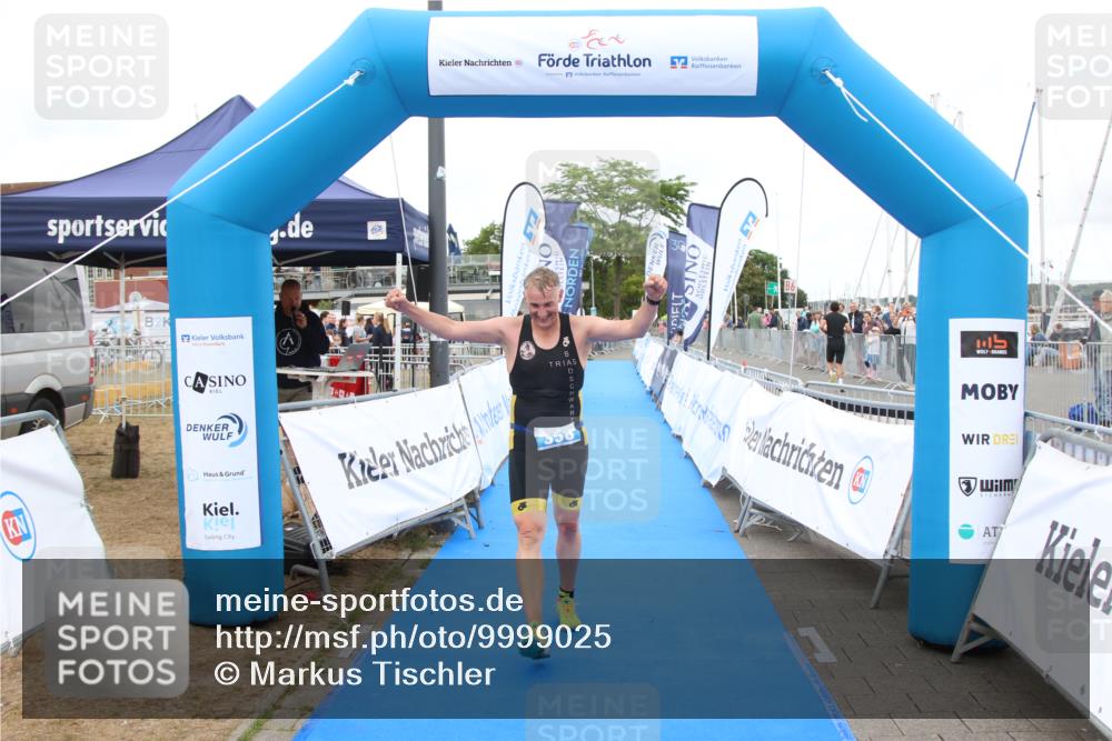 16.08.2026 - KN Förde Triathlon 2026 Markus Tischler http://msf.ph/oto/9999025 16.08.2026 12:11:23 Ziel 358, 358 meine-sportfotos.de