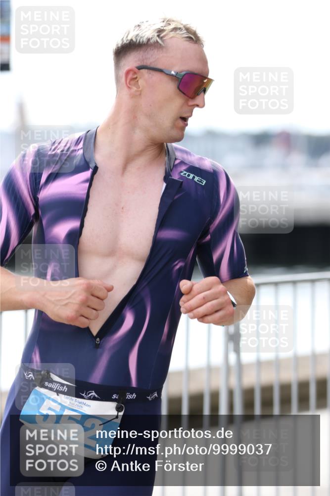 16.08.2026 - KN Förde Triathlon 2026 Antke Förster http://msf.ph/oto/9999037 16.08.2026 13:38:48 Laufen  meine-sportfotos.de