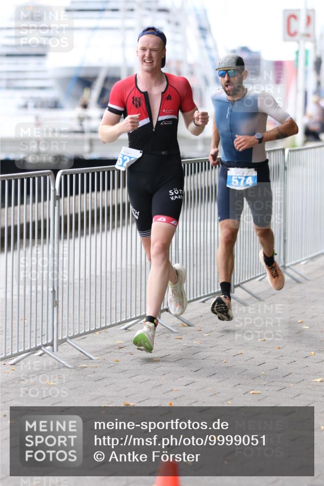 16.08.2026 - KN Förde Triathlon 2026 Antke Förster http://msf.ph/oto/9999051 16.08.2026 13:39:07 Laufen  meine-sportfotos.de