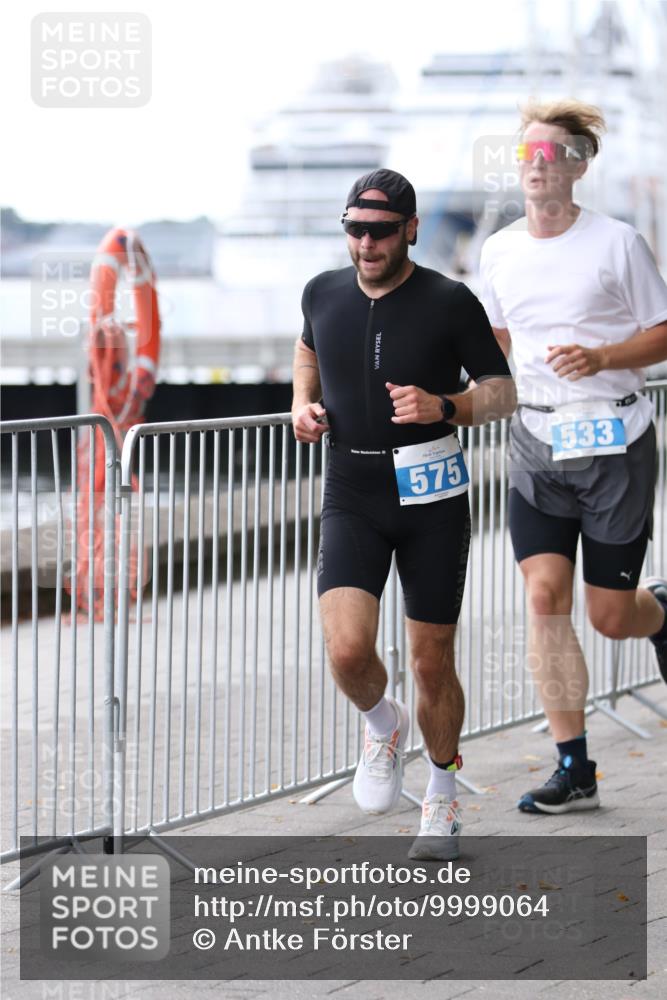 16.08.2026 - KN Förde Triathlon 2026 Antke Förster http://msf.ph/oto/9999064 16.08.2026 13:39:17 Laufen  meine-sportfotos.de