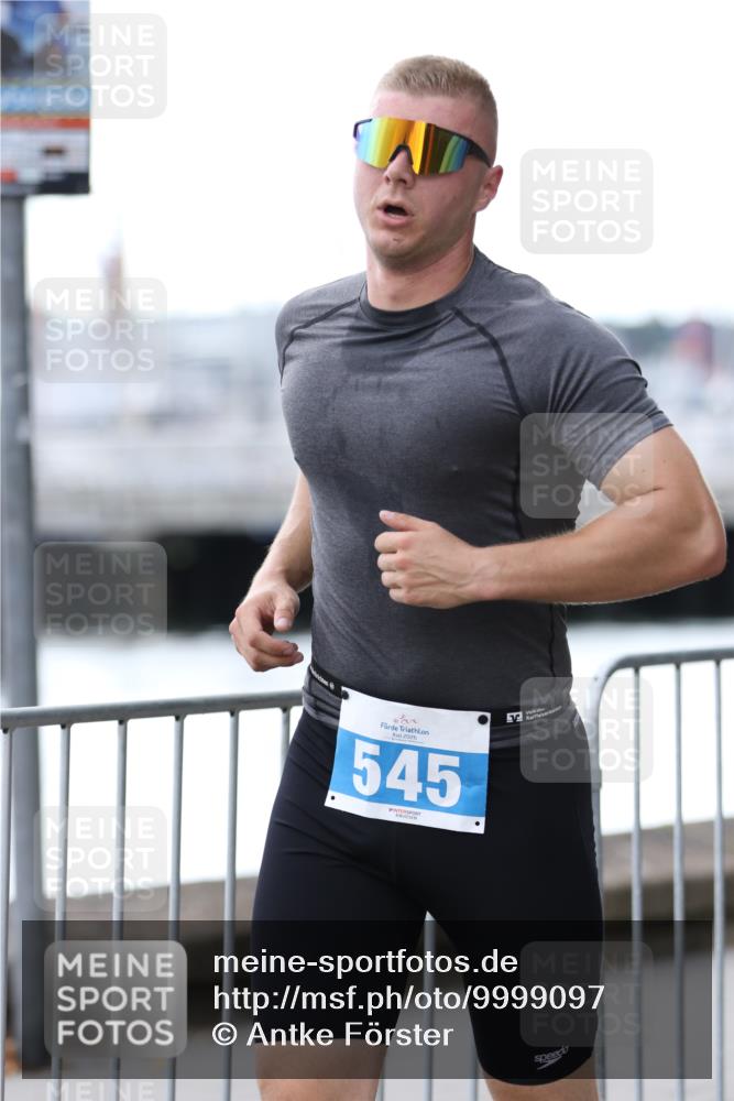16.08.2026 - KN Förde Triathlon 2026 Antke Förster http://msf.ph/oto/9999097 16.08.2026 13:39:56 Laufen  meine-sportfotos.de