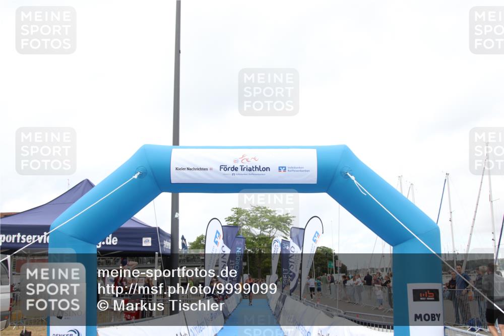 16.08.2026 - KN Förde Triathlon 2026 Markus Tischler http://msf.ph/oto/9999099 16.08.2026 12:12:17 Ziel  meine-sportfotos.de
