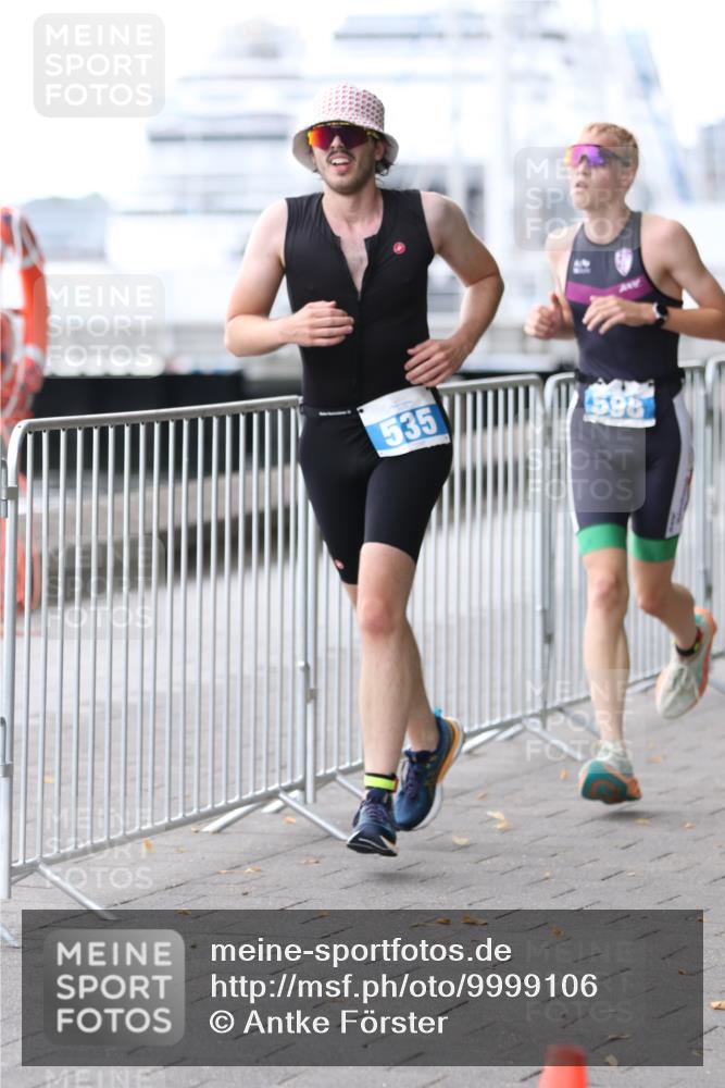 16.08.2026 - KN Förde Triathlon 2026 Antke Förster http://msf.ph/oto/9999106 16.08.2026 13:40:07 Laufen  meine-sportfotos.de