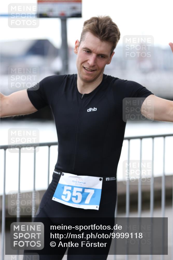 16.08.2026 - KN Förde Triathlon 2026 Antke Förster http://msf.ph/oto/9999118 16.08.2026 13:40:19 Laufen  meine-sportfotos.de
