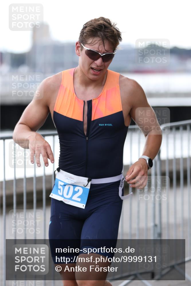 16.08.2026 - KN Förde Triathlon 2026 Antke Förster http://msf.ph/oto/9999131 16.08.2026 13:40:36 Laufen  meine-sportfotos.de