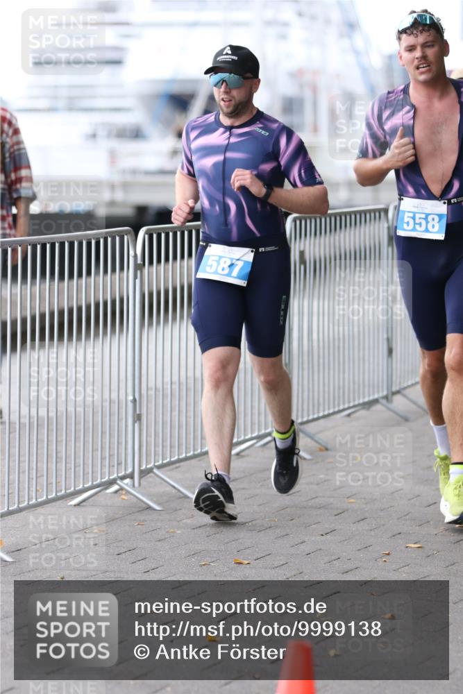 16.08.2026 - KN Förde Triathlon 2026 Antke Förster http://msf.ph/oto/9999138 16.08.2026 13:40:41 Laufen  meine-sportfotos.de