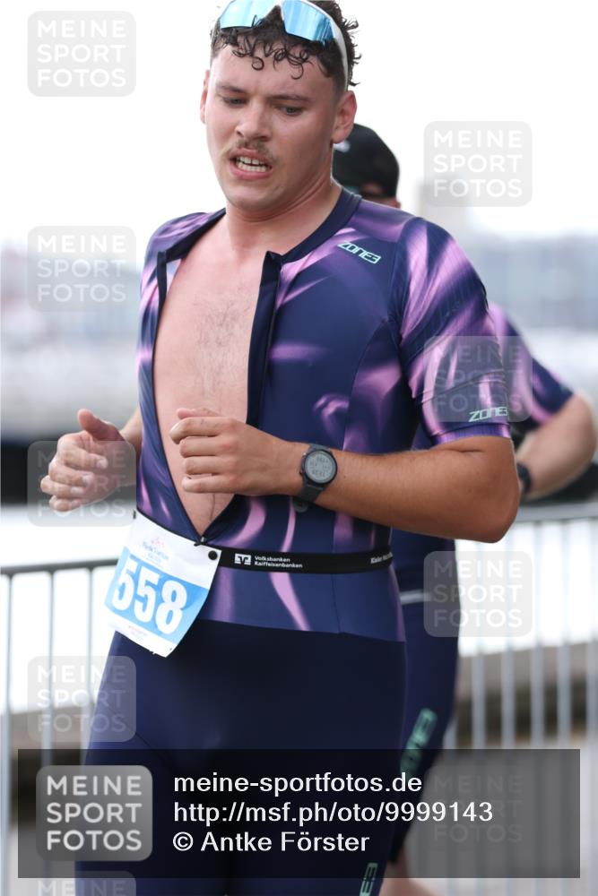 16.08.2026 - KN Förde Triathlon 2026 Antke Förster http://msf.ph/oto/9999143 16.08.2026 13:40:44 Laufen  meine-sportfotos.de