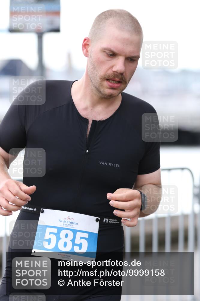 16.08.2026 - KN Förde Triathlon 2026 Antke Förster http://msf.ph/oto/9999158 16.08.2026 13:40:54 Laufen  meine-sportfotos.de