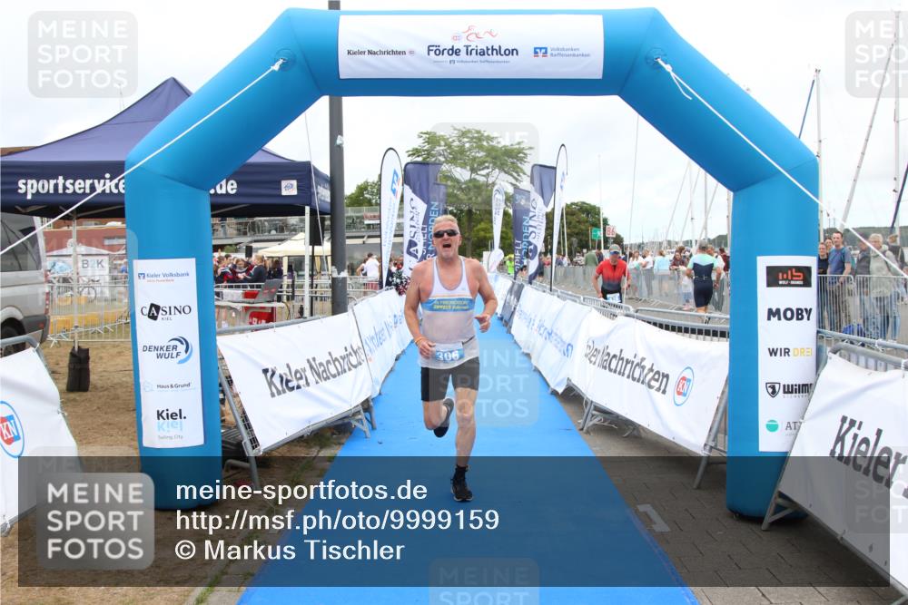 16.08.2026 - KN Förde Triathlon 2026 Markus Tischler http://msf.ph/oto/9999159 16.08.2026 12:12:42 Ziel 306, 306 meine-sportfotos.de