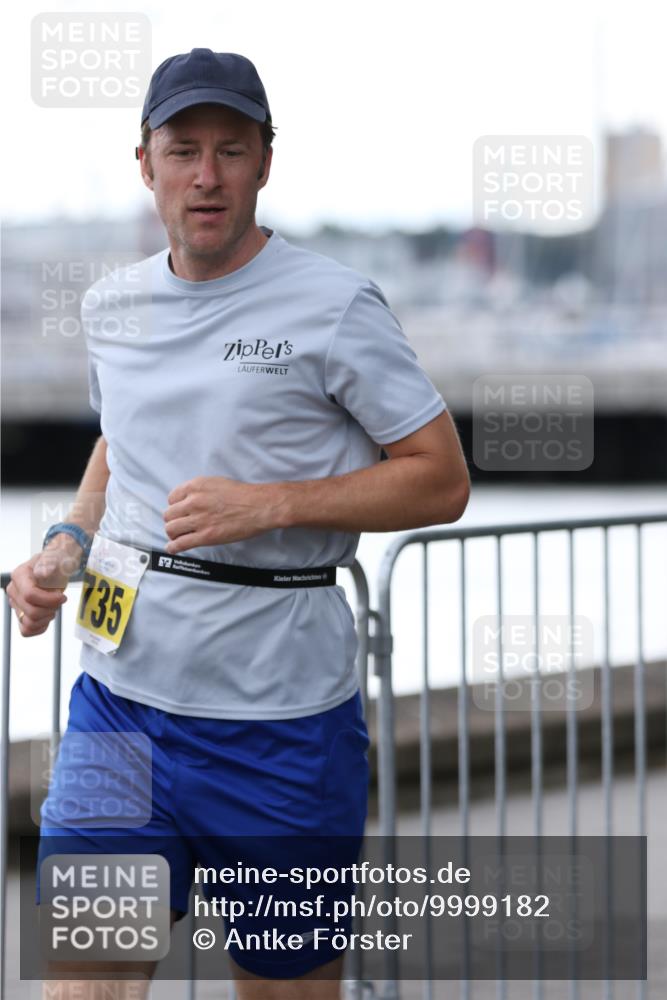 16.08.2026 - KN Förde Triathlon 2026 Antke Förster http://msf.ph/oto/9999182 16.08.2026 13:41:16 Laufen  meine-sportfotos.de