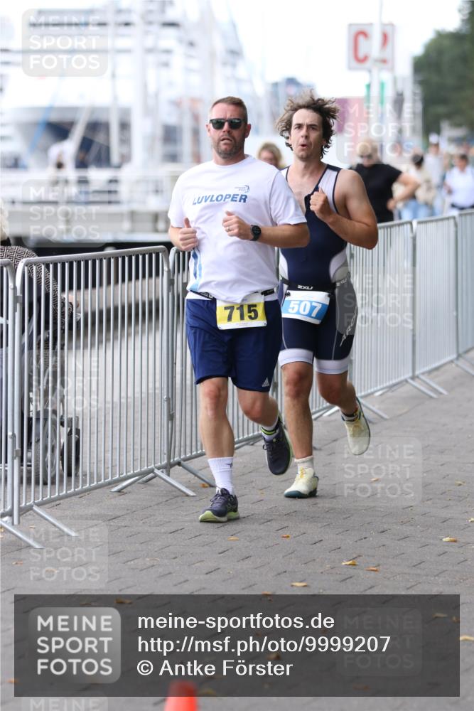16.08.2026 - KN Förde Triathlon 2026 Antke Förster http://msf.ph/oto/9999207 16.08.2026 13:42:00 Laufen  meine-sportfotos.de