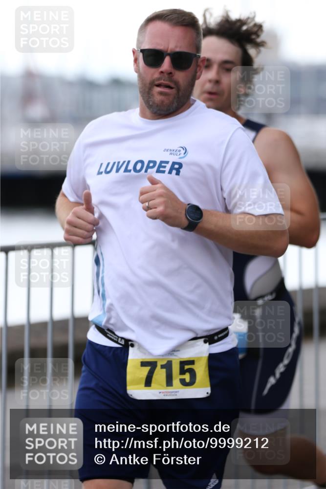 16.08.2026 - KN Förde Triathlon 2026 Antke Förster http://msf.ph/oto/9999212 16.08.2026 13:42:04 Laufen  meine-sportfotos.de