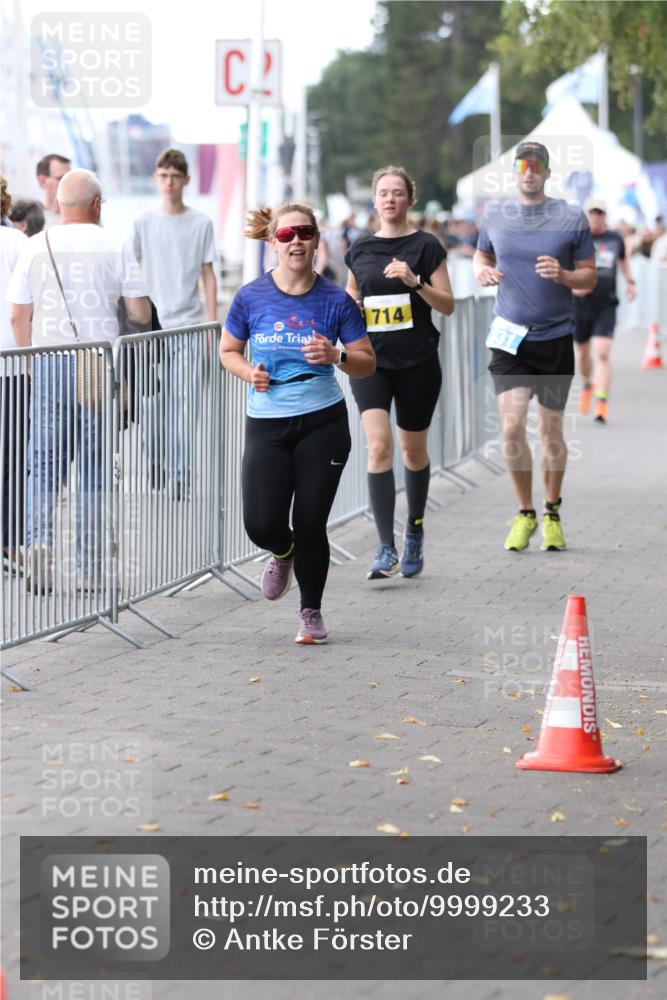 16.08.2026 - KN Förde Triathlon 2026 Antke Förster http://msf.ph/oto/9999233 16.08.2026 13:42:37 Laufen  meine-sportfotos.de