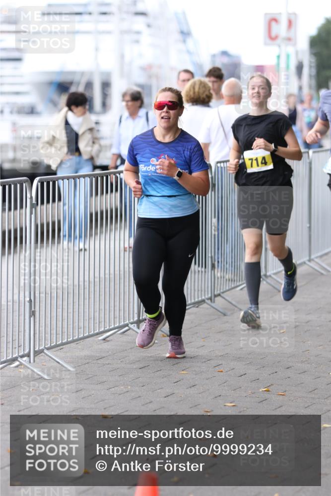 16.08.2026 - KN Förde Triathlon 2026 Antke Förster http://msf.ph/oto/9999234 16.08.2026 13:42:39 Laufen  meine-sportfotos.de