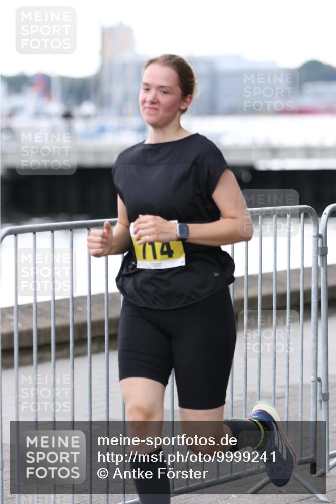 16.08.2026 - KN Förde Triathlon 2026 Antke Förster http://msf.ph/oto/9999241 16.08.2026 13:42:43 Laufen  meine-sportfotos.de