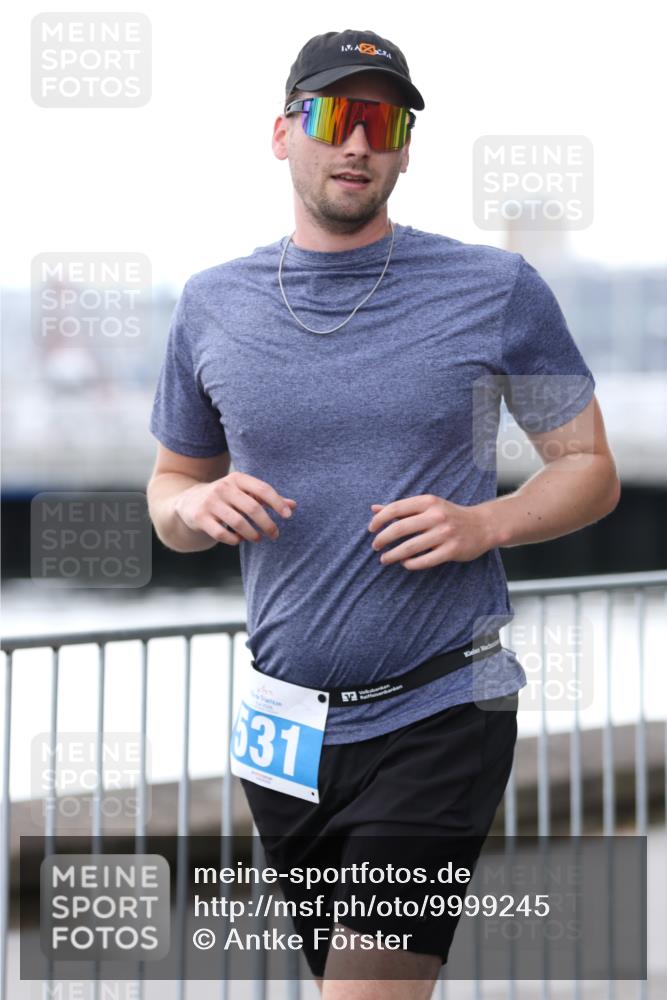 16.08.2026 - KN Förde Triathlon 2026 Antke Förster http://msf.ph/oto/9999245 16.08.2026 13:42:45 Laufen  meine-sportfotos.de