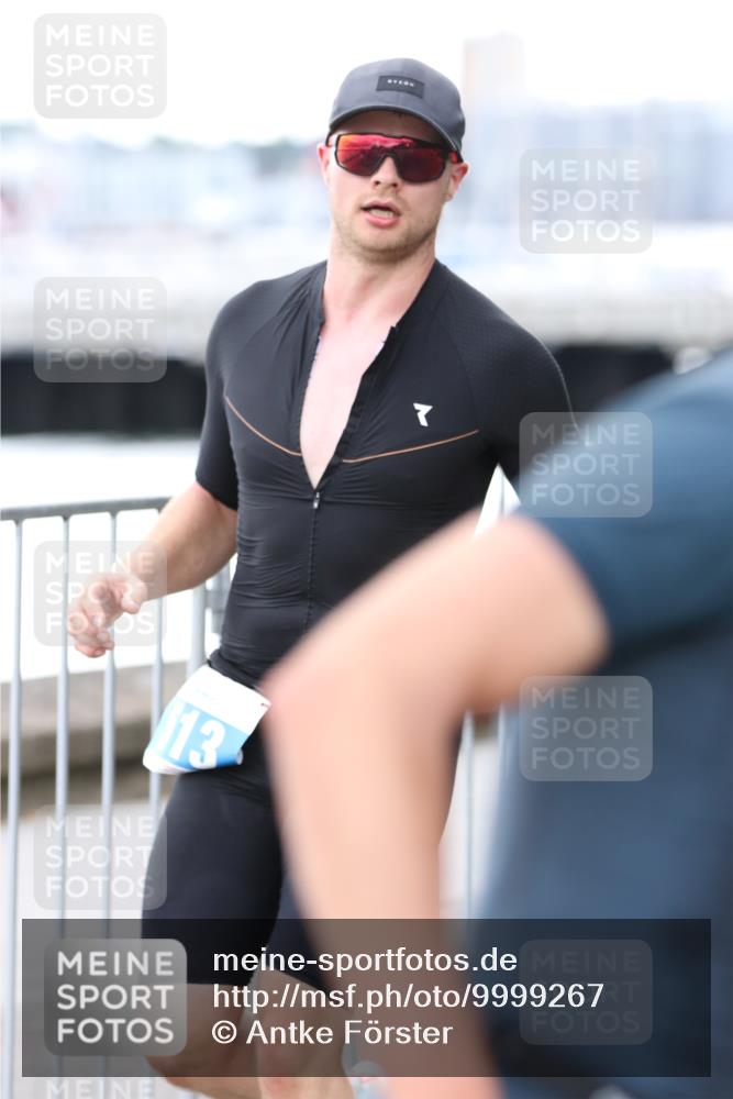 16.08.2026 - KN Förde Triathlon 2026 Antke Förster http://msf.ph/oto/9999267 16.08.2026 13:43:11 Laufen  meine-sportfotos.de