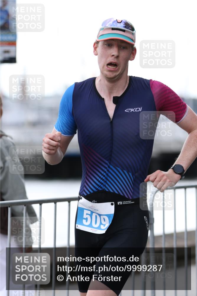 16.08.2026 - KN Förde Triathlon 2026 Antke Förster http://msf.ph/oto/9999287 16.08.2026 13:43:37 Laufen  meine-sportfotos.de