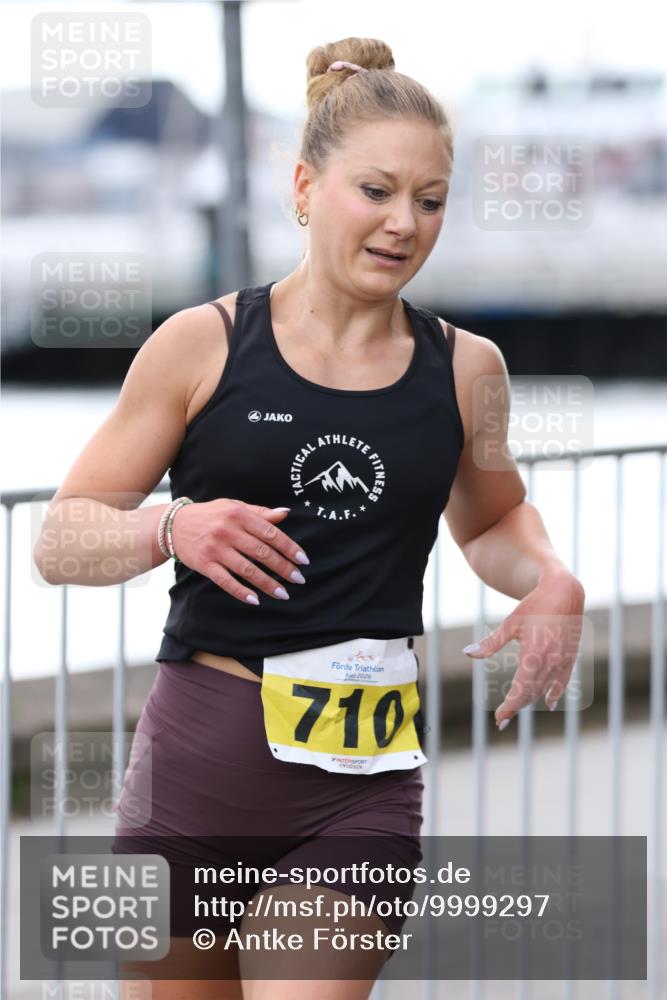 16.08.2026 - KN Förde Triathlon 2026 Antke Förster http://msf.ph/oto/9999297 16.08.2026 13:43:48 Laufen  meine-sportfotos.de