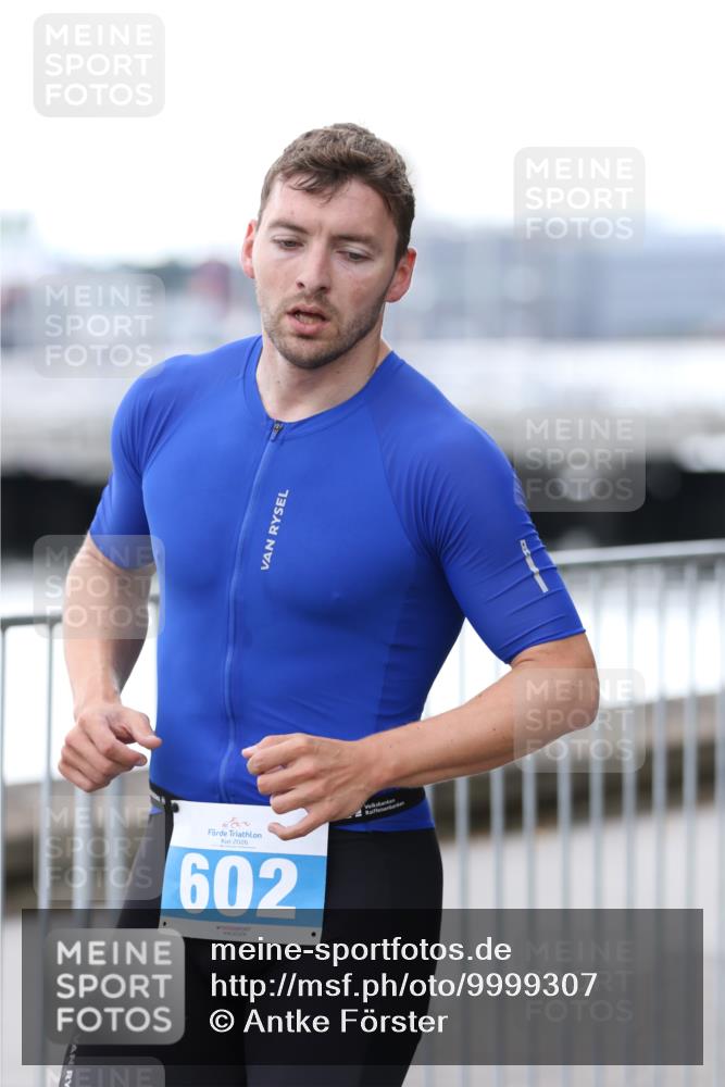 16.08.2026 - KN Förde Triathlon 2026 Antke Förster http://msf.ph/oto/9999307 16.08.2026 13:44:01 Laufen  meine-sportfotos.de