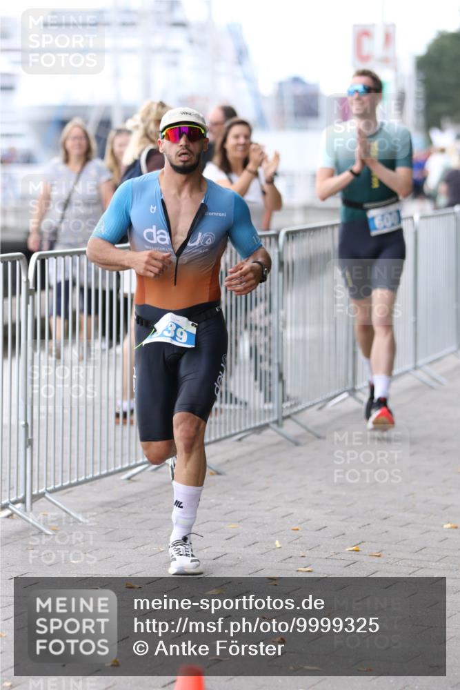 16.08.2026 - KN Förde Triathlon 2026 Antke Förster http://msf.ph/oto/9999325 16.08.2026 13:44:19 Laufen  meine-sportfotos.de
