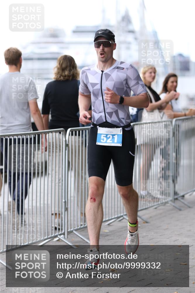 16.08.2026 - KN Förde Triathlon 2026 Antke Förster http://msf.ph/oto/9999332 16.08.2026 13:44:28 Laufen  meine-sportfotos.de