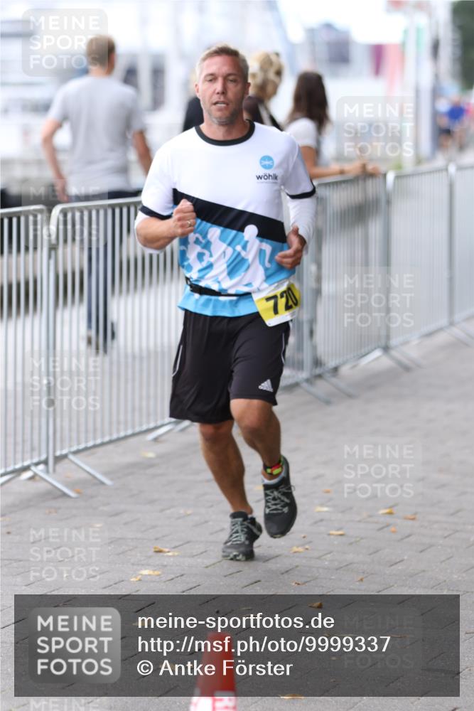 16.08.2026 - KN Förde Triathlon 2026 Antke Förster http://msf.ph/oto/9999337 16.08.2026 13:44:33 Laufen  meine-sportfotos.de