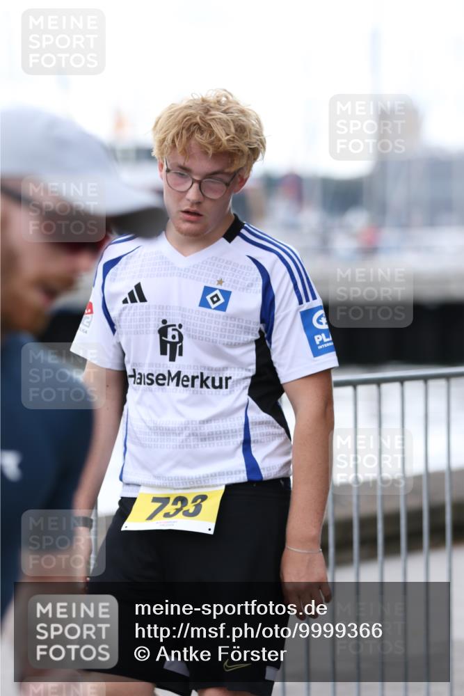 16.08.2026 - KN Förde Triathlon 2026 Antke Förster http://msf.ph/oto/9999366 16.08.2026 13:45:03 Laufen  meine-sportfotos.de