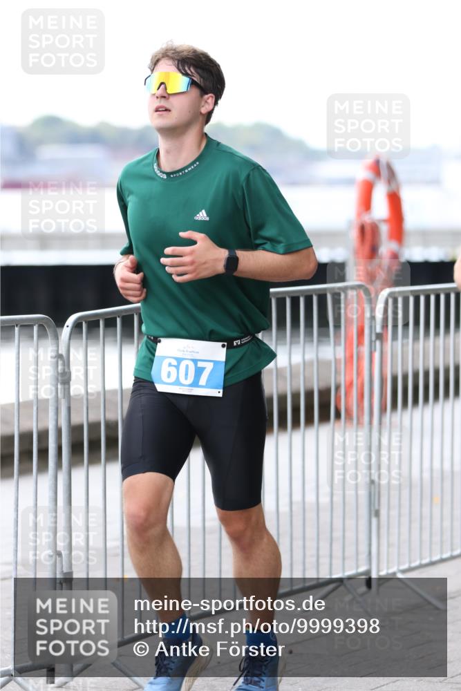 16.08.2026 - KN Förde Triathlon 2026 Antke Förster http://msf.ph/oto/9999398 16.08.2026 13:45:44 Laufen  meine-sportfotos.de
