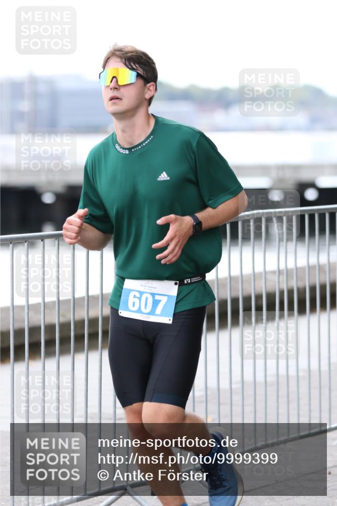 16.08.2026 - KN Förde Triathlon 2026 Antke Förster http://msf.ph/oto/9999399 16.08.2026 13:45:44 Laufen  meine-sportfotos.de