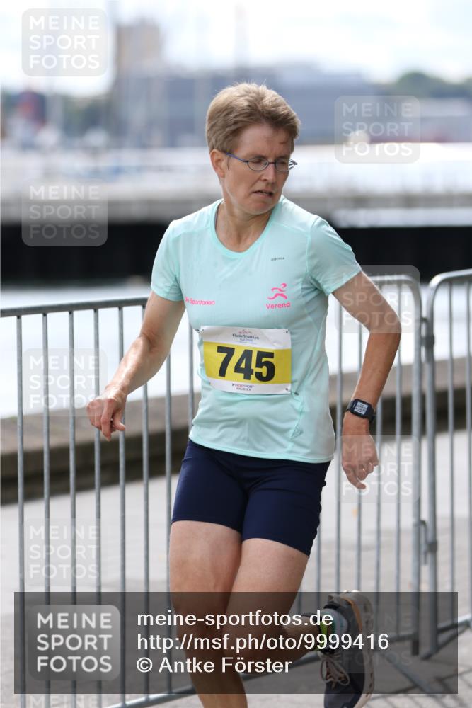 16.08.2026 - KN Förde Triathlon 2026 Antke Förster http://msf.ph/oto/9999416 16.08.2026 13:46:01 Laufen  meine-sportfotos.de