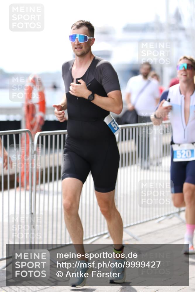 16.08.2026 - KN Förde Triathlon 2026 Antke Förster http://msf.ph/oto/9999427 16.08.2026 13:46:11 Laufen  meine-sportfotos.de