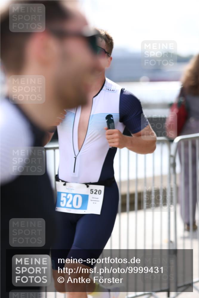 16.08.2026 - KN Förde Triathlon 2026 Antke Förster http://msf.ph/oto/9999431 16.08.2026 13:46:13 Laufen  meine-sportfotos.de