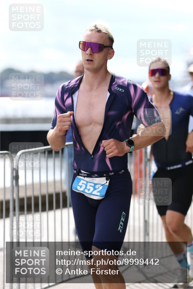 16.08.2026 - KN Förde Triathlon 2026 Antke Förster http://msf.ph/oto/9999442 16.08.2026 13:46:36 Laufen  meine-sportfotos.de