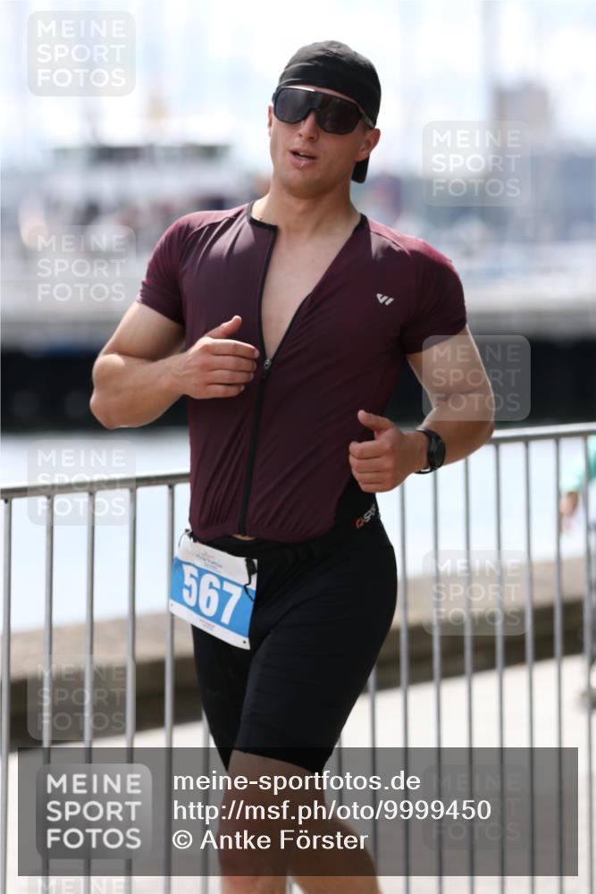 16.08.2026 - KN Förde Triathlon 2026 Antke Förster http://msf.ph/oto/9999450 16.08.2026 13:46:52 Laufen  meine-sportfotos.de
