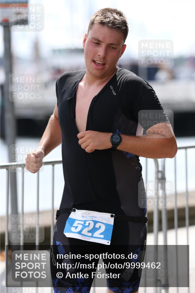 16.08.2026 - KN Förde Triathlon 2026 Antke Förster http://msf.ph/oto/9999462 16.08.2026 13:47:09 Laufen  meine-sportfotos.de
