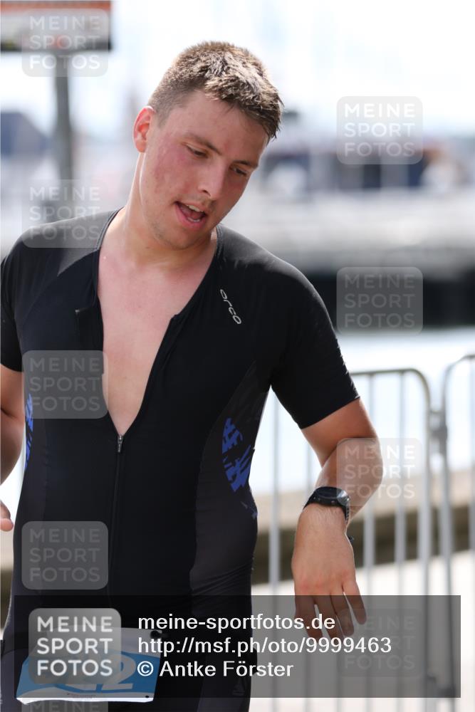 16.08.2026 - KN Förde Triathlon 2026 Antke Förster http://msf.ph/oto/9999463 16.08.2026 13:47:09 Laufen  meine-sportfotos.de