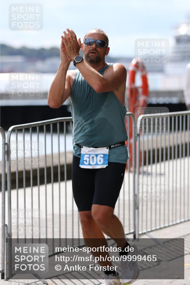 16.08.2026 - KN Förde Triathlon 2026 Antke Förster http://msf.ph/oto/9999465 16.08.2026 13:47:13 Laufen  meine-sportfotos.de