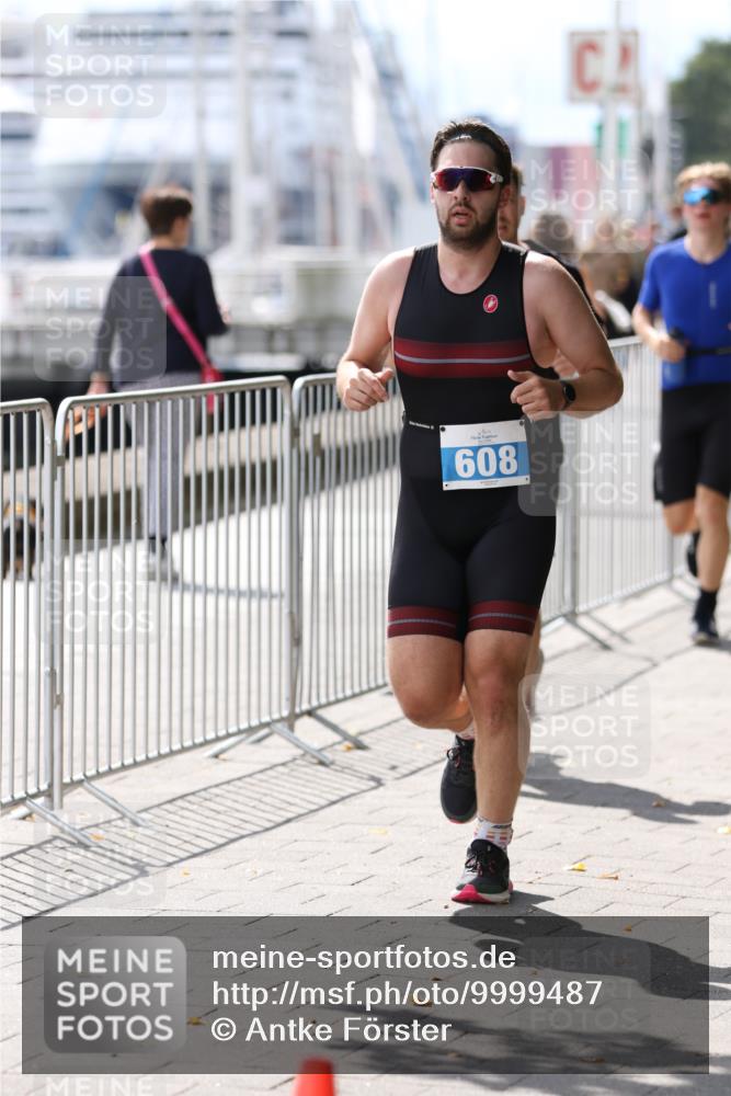 16.08.2026 - KN Förde Triathlon 2026 Antke Förster http://msf.ph/oto/9999487 16.08.2026 13:47:45 Laufen  meine-sportfotos.de