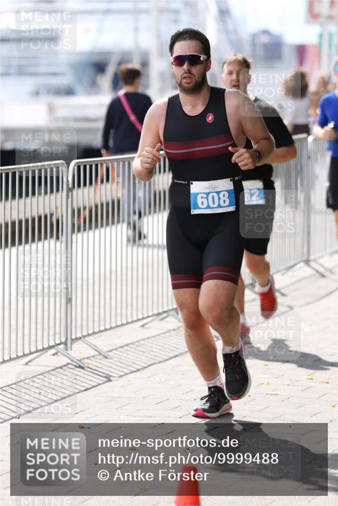 16.08.2026 - KN Förde Triathlon 2026 Antke Förster http://msf.ph/oto/9999488 16.08.2026 13:47:46 Laufen  meine-sportfotos.de