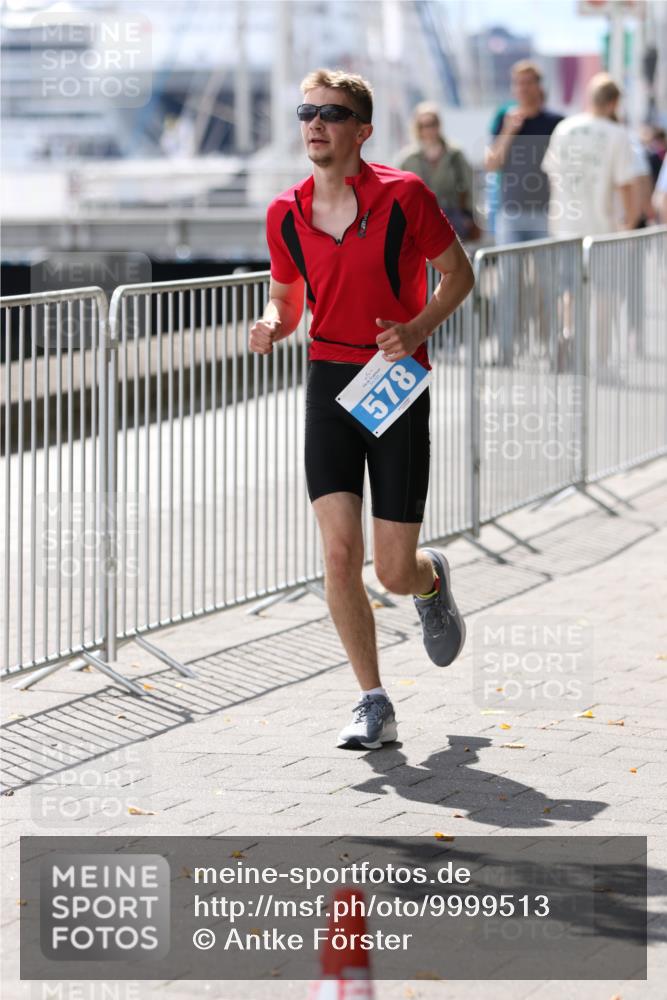 16.08.2026 - KN Förde Triathlon 2026 Antke Förster http://msf.ph/oto/9999513 16.08.2026 13:48:26 Laufen  meine-sportfotos.de