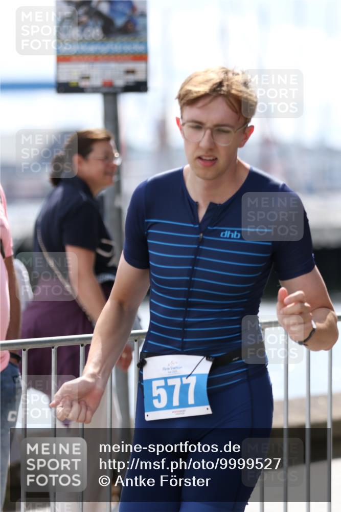 16.08.2026 - KN Förde Triathlon 2026 Antke Förster http://msf.ph/oto/9999527 16.08.2026 13:48:36 Laufen  meine-sportfotos.de