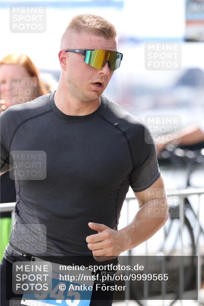 16.08.2026 - KN Förde Triathlon 2026 Antke Förster http://msf.ph/oto/9999565 16.08.2026 13:49:23 Laufen  meine-sportfotos.de